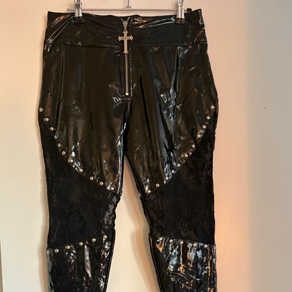 Killstar vinyl and lace leggings.